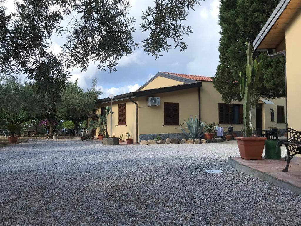 L'Ulivo In Villa Greco Tyndaris Extérieur photo