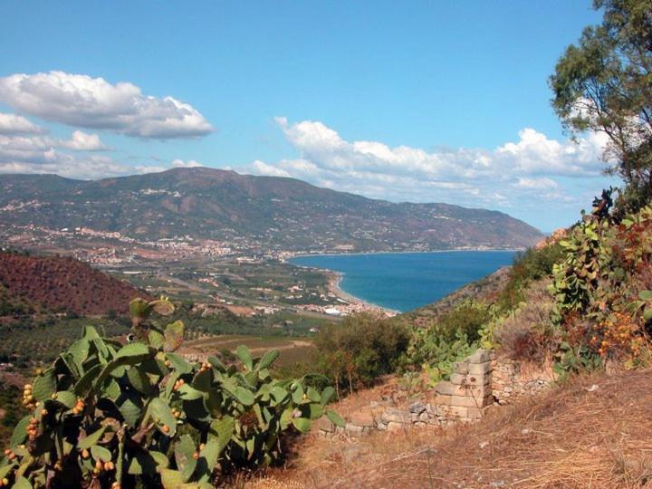 L'Ulivo In Villa Greco Tyndaris Extérieur photo